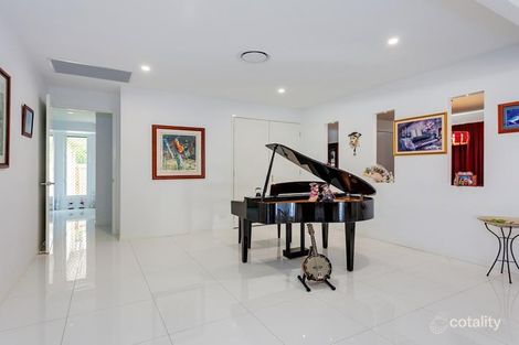 Property photo of 6 Diamond Court Southside QLD 4570