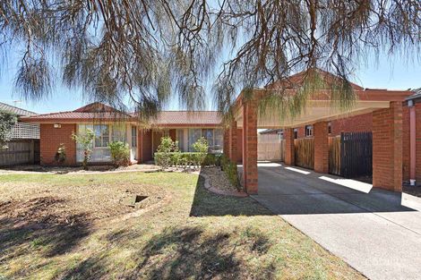 Property photo of 25 Xavier Court Sunbury VIC 3429