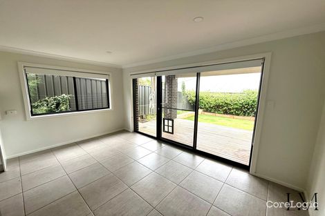 Property photo of 3A Serenity Crescent Fletcher NSW 2287