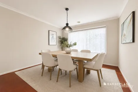 Property photo of 6 Caspian Chase Pakenham VIC 3810