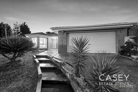 Property photo of 8 Castella Place Hampton Park VIC 3976