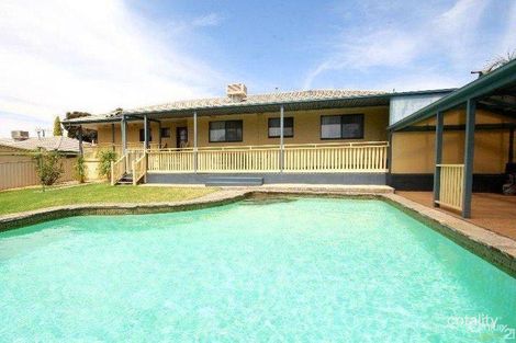 26 Demaret Ave, Fairview Park, SA 5126