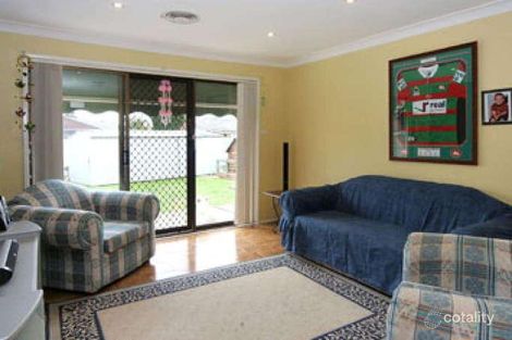Property photo of 32 Dryberry Avenue St Clair NSW 2759