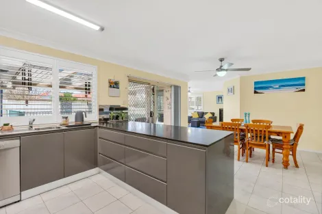 Property photo of 6 Heritage Drive Kanwal NSW 2259