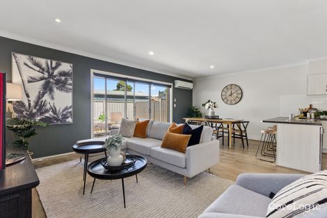 8 Gores Rd, Davoren Park, SA 5113