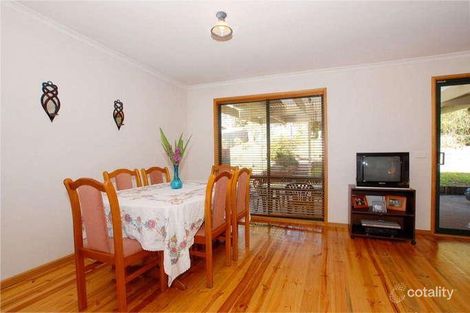 Property photo of 50 Robin Drive Carrum Downs VIC 3201