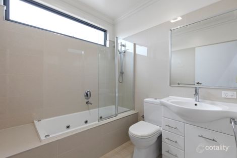Property photo of 5/30 Fromhold Drive Doncaster VIC 3108