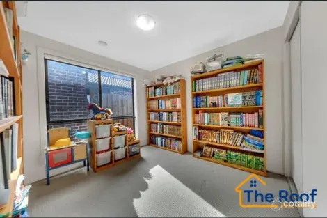 Property photo of 22 Robinson Drive Weir Views VIC 3338