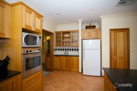 Property photo of 159 Barnes Boulevard Horsham VIC 3400