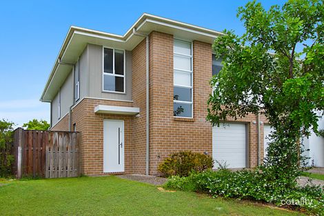 Property photo of 1/36 Rise Circuit Pacific Pines QLD 4211