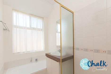 Property photo of 31 Edgbaston Crescent Port Kennedy WA 6172
