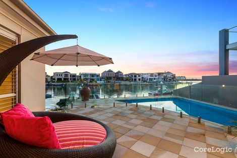 Property photo of 40 The Sovereign Mile Paradise Point QLD 4216