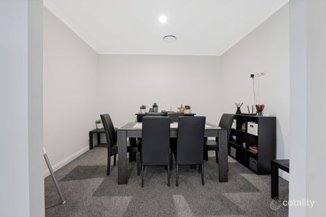 Property photo of 4 Conway Close North Tamworth NSW 2340