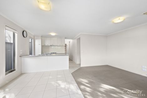 Property photo of 21 Latitude Court Ballarat East VIC 3350