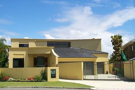 11 Abel Tasman Pl, Hollywell, QLD 4216