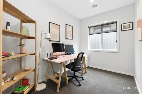 Property photo of 7 Bentley Terrace Quarry Hill VIC 3550