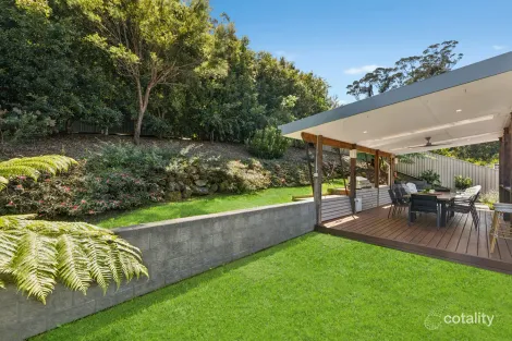 Property photo of 28 Old Farm Place Ourimbah NSW 2258