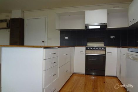 8 Carawa St, Mooroolbark, VIC 3138