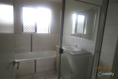 Property photo of 5 Compass Court Bucasia QLD 4750