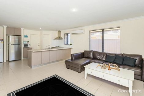 30 Munday Ave, Brookdale, WA 6112