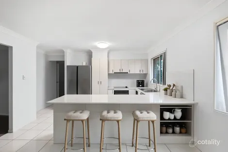 Property photo of 15 Finley Street Gleneagle QLD 4285