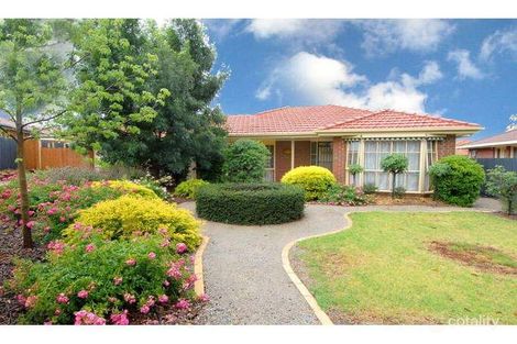 Property photo of 9 Braddon Court Hillside VIC 3037