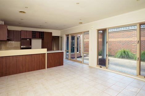 Property photo of 18 Jade Circuit Burwood East VIC 3151