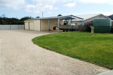 7 Flinders Ave, Coffin Bay, SA 5607