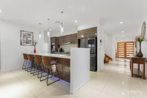 Property photo of 17 Regeling Court Loganlea QLD 4131