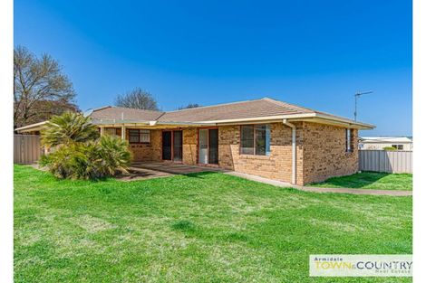 Property photo of 94 Fittler Close Armidale NSW 2350