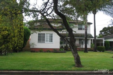 4 Parkhurst Ave, Panania, NSW 2213