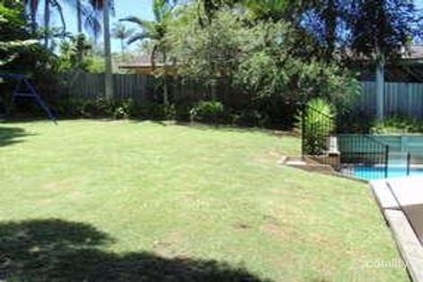 Property photo of 16 Mildura Drive Helensvale QLD 4212