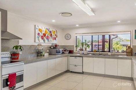 Property photo of 4 Moola Court Broadbeach Waters QLD 4218