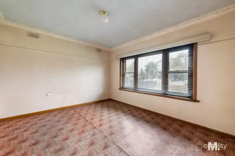 Property photo of 11 Jackson Street Niddrie VIC 3042