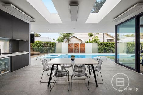 Property photo of 17 Tramway Parade Beaumaris VIC 3193