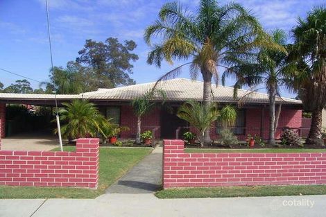 10 Cumberland Rd, Forrestfield, WA 6058