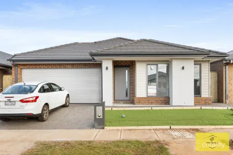 64 Whitecross Dr, Thornhill Park, VIC 3335