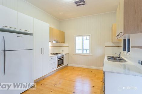 84 Pembroke Rd, Coorparoo, QLD 4151