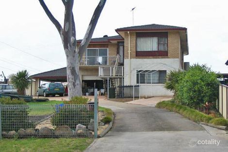 Property photo of 2 Twenty Second Avenue West Hoxton NSW 2171