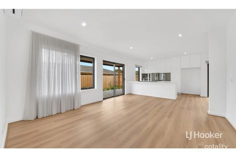 Property photo of 13 Celestial Court Rowville VIC 3178