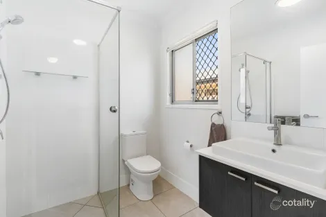 Property photo of 13 Sapphire Place Elanora QLD 4221