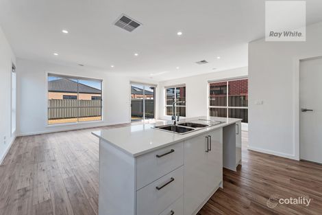 Property photo of 8 Klandy Drive Kalkallo VIC 3064