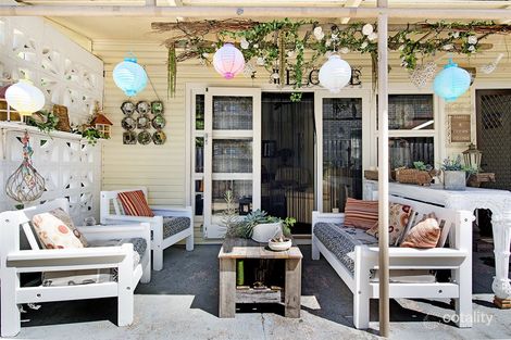 Property photo of 41 Gordon Street Labrador QLD 4215