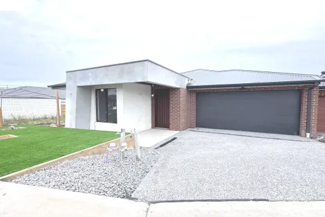 43 Avignon St, Wollert, VIC 3750