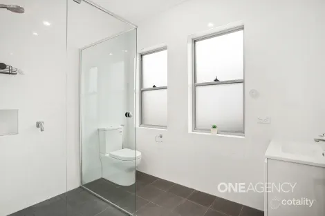 Property photo of 1/44 Cummins Street Unanderra NSW 2526