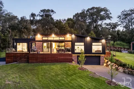 22 Linden Rd, Pakenham Upper, VIC 3810