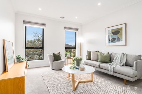 Property photo of 35 Malbec Loop Waurn Ponds VIC 3216