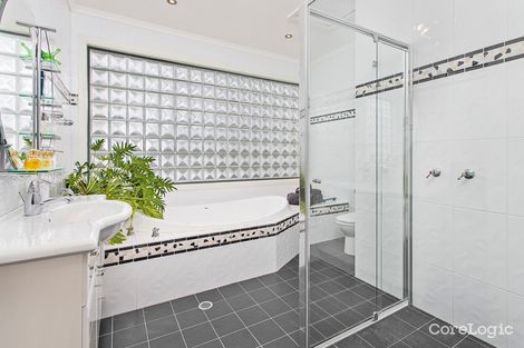 Property photo of 8 Ruger Drive Balgownie NSW 2519
