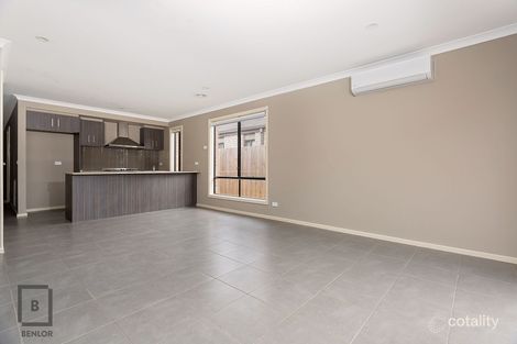Property photo of 26 Pillar Road Wyndham Vale VIC 3024