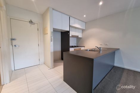 33/2 Greenfield Dr, Clayton, VIC 3168